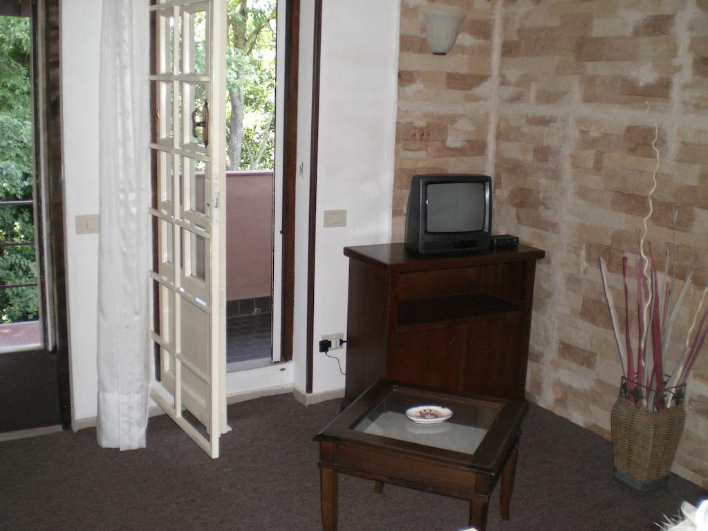 Villa Di Christian E Michelle 로마 객실 사진