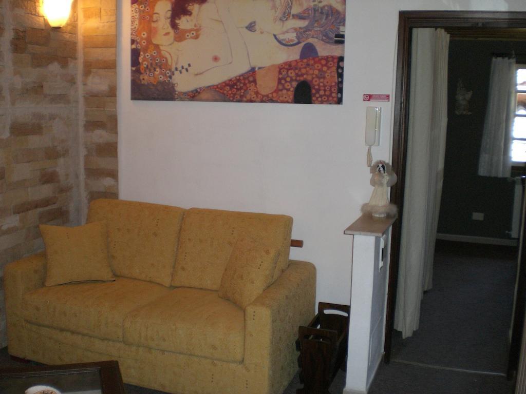 Villa Di Christian E Michelle 로마 객실 사진
